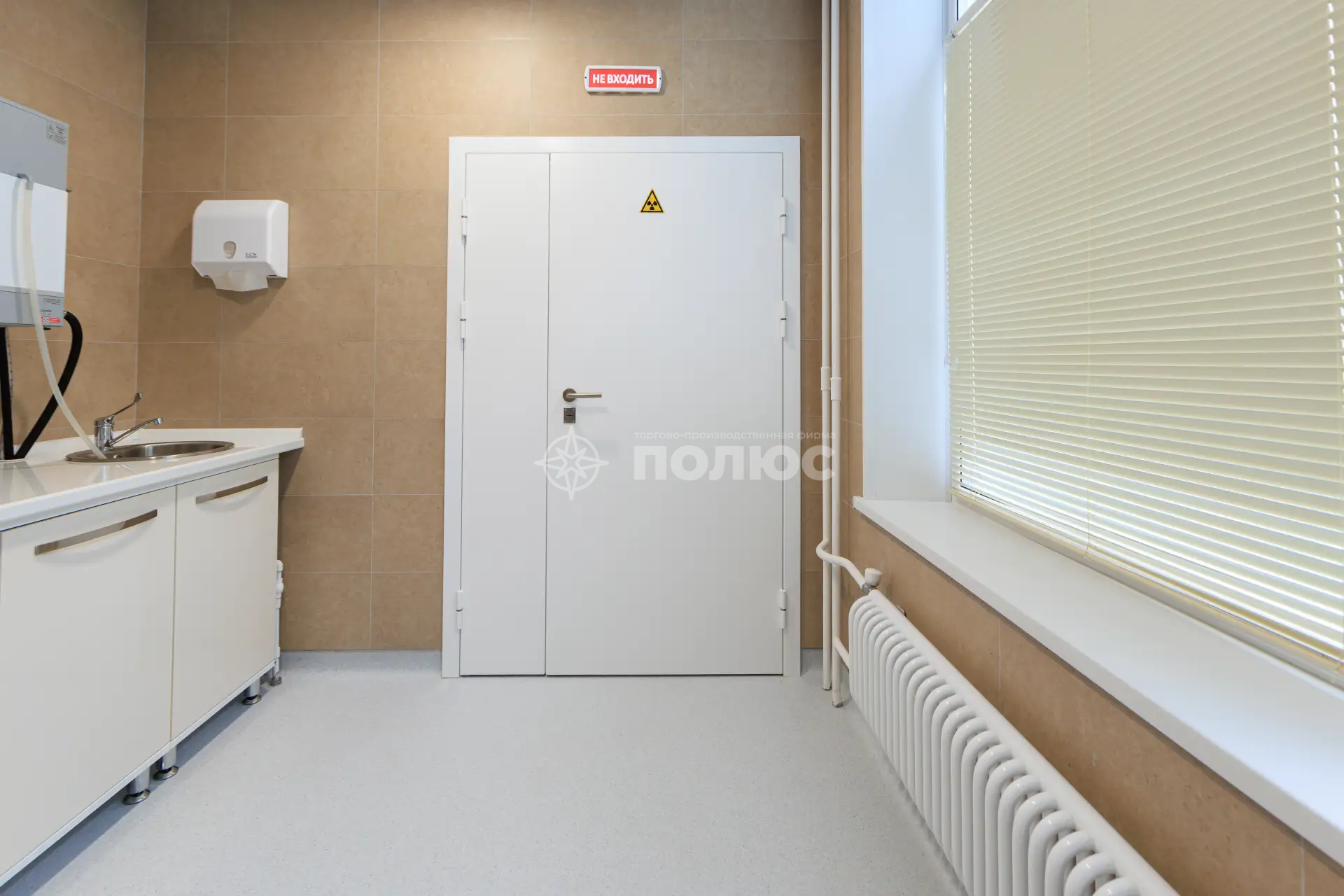 Двери рентгенозащитные двупольные