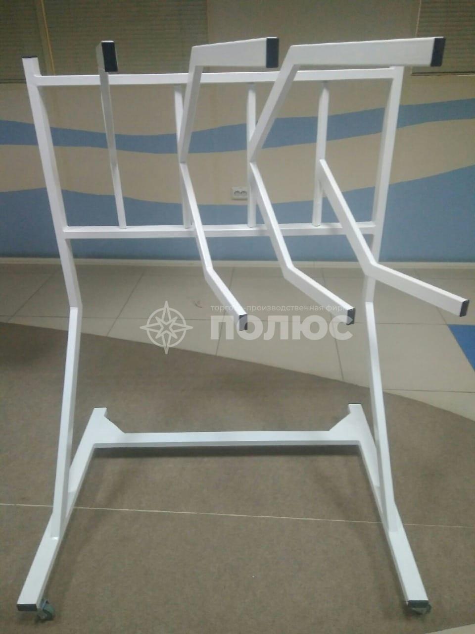 Мобильная стойка-вешалка для рентгенозащитной одежды